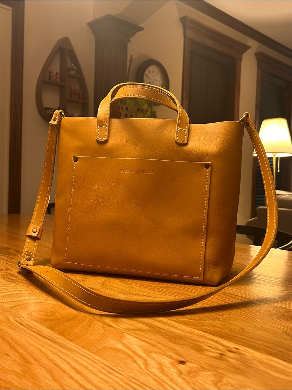 Portland Leather Goods Medium Mango Leather Tote Bag with Removable Strap - Picture 5 of 11